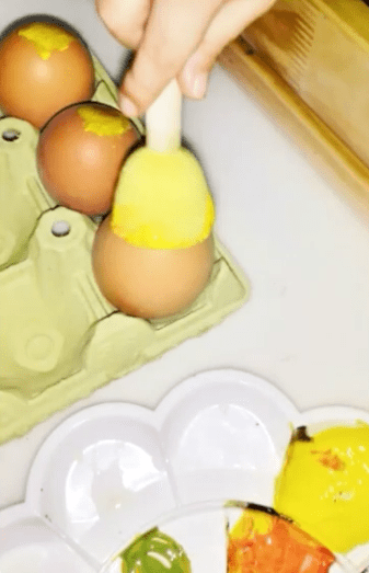 color huevos
